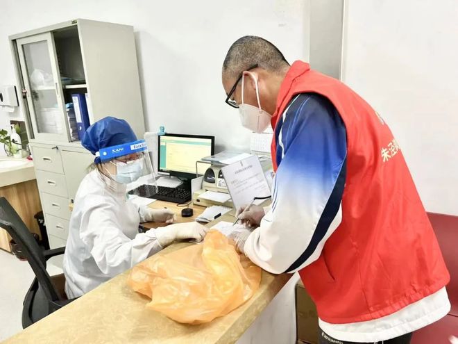 哈尔滨24小时高价回收医保(24小时高价回收医保医保套出)